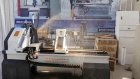 高效生产新选择 16轴全自动数控木工车床与自动上下料系统